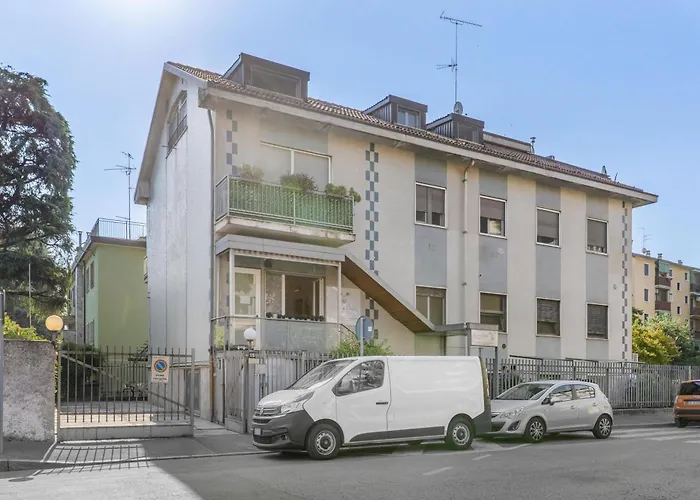 Easy Lin Apartment